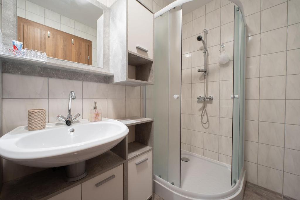 Apartmaji Koza Zgornje Gorje Exterior foto
