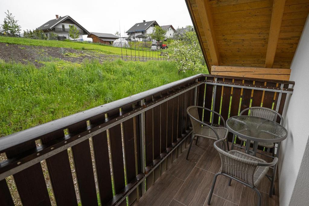 Apartmaji Koza Zgornje Gorje Exterior foto
